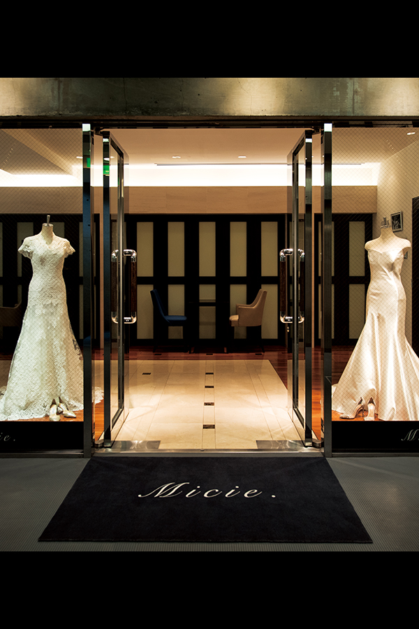 定休日変更のお知らせ